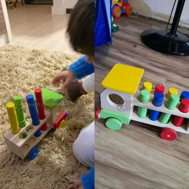 Caminhão educativo de madeira com pinos de encaixe estilo Montessori colorido para crianças